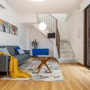 Appartamento Pop Art, Duplex Coqueto En El Corazon De, Siviglia